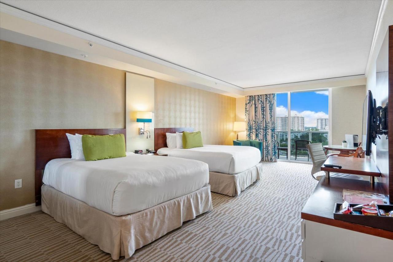 Luxe Beachfront At Sunny Isles Miami Appartamento *