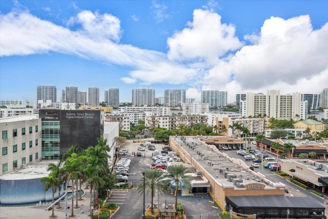 Luxe Beachfront At Sunny Isles Miami Appartamento